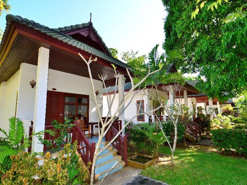 Resort First - Sha
