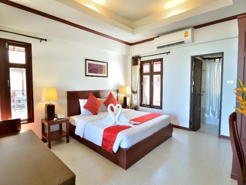 Resort First - Sha