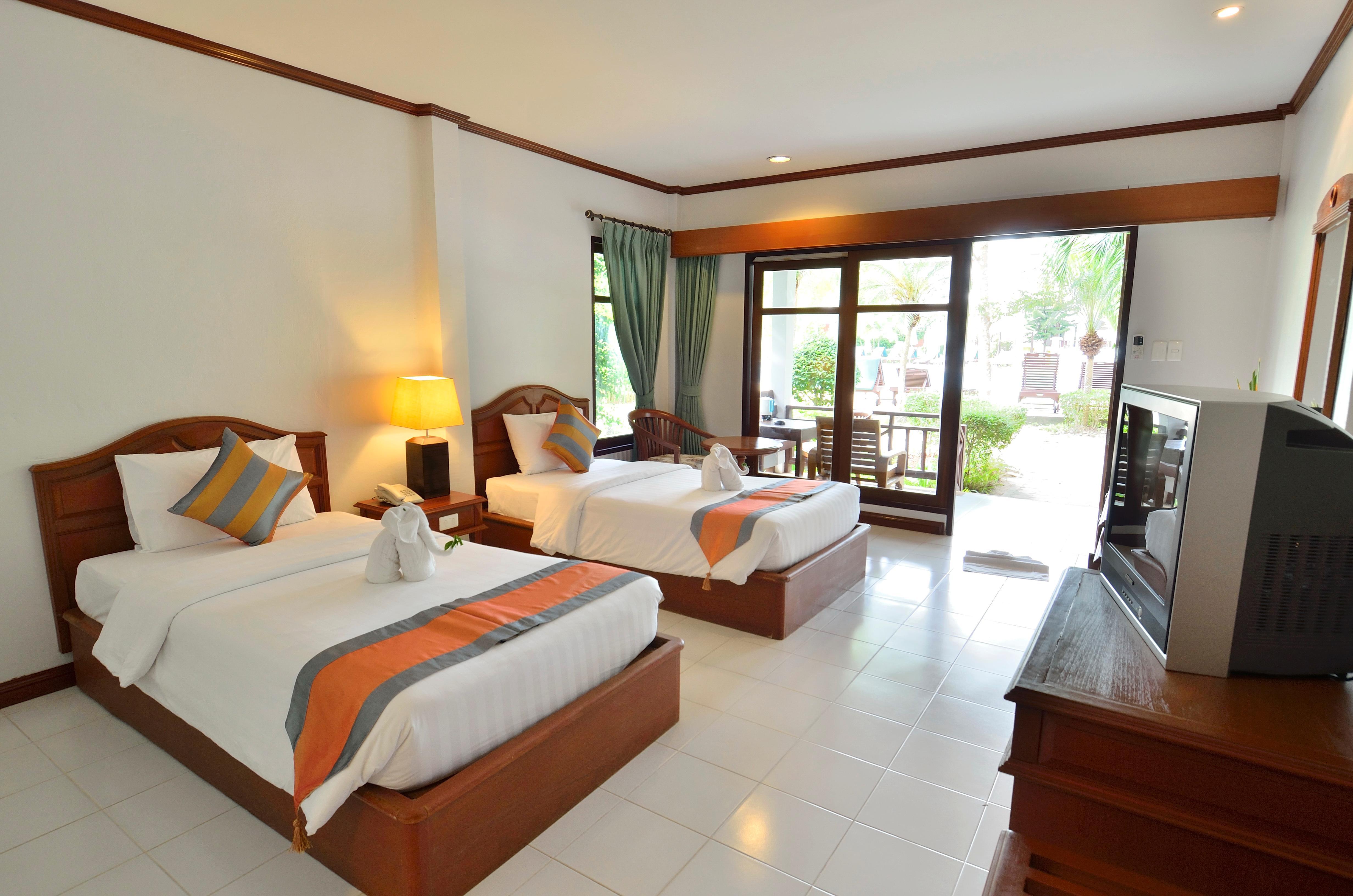 Resort First Chaweng Beach