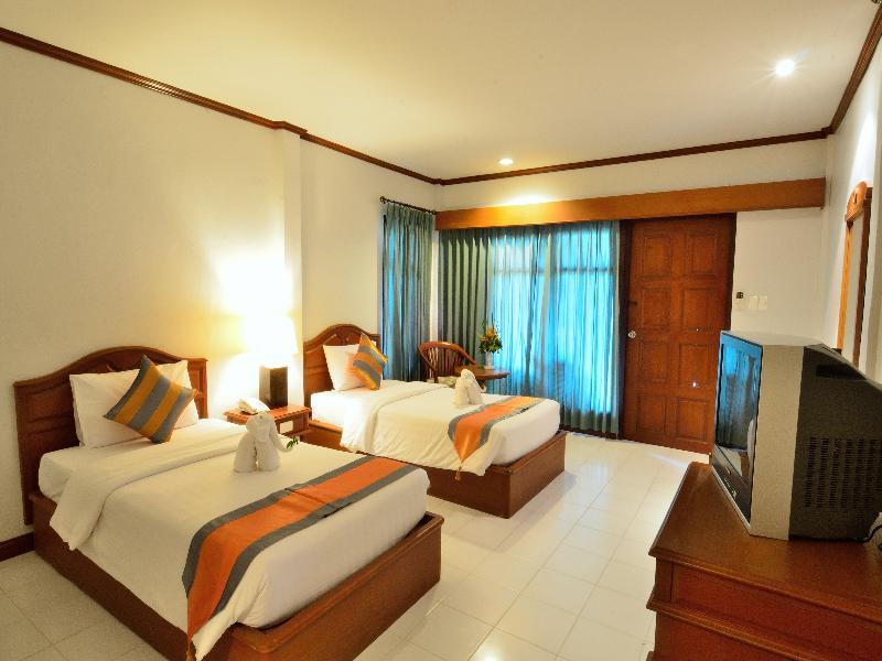 First Resort Chaweng Beach